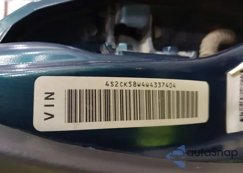 1998 Isuzu Rodeo Ls/S из США, поврежденный, VIN 4S2CK58W4W4337404